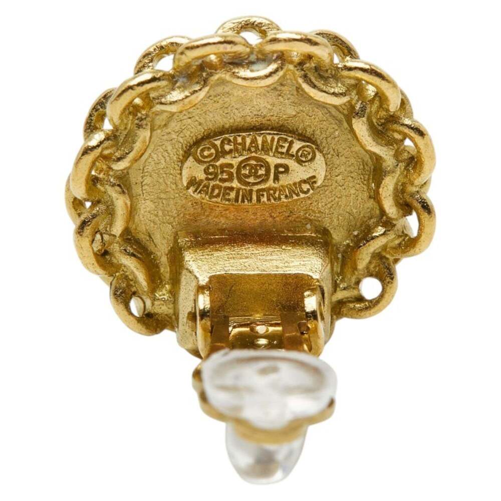 CHANEL Vintage Gold Logo Earrings - Picture 4 of 5